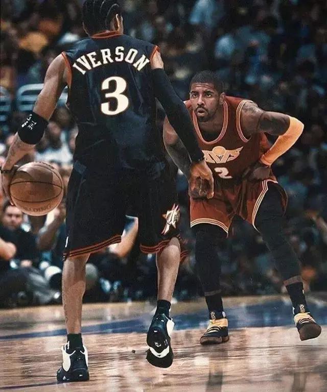 斯科尔斯：欧联杯半决赛先客后主对曼联有利，有助球队冲击决赛（斯科尔斯：先客后主的欧联半决赛利好曼联，有助球队冲击决赛）