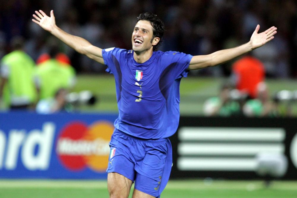 拉菲尼亚评巴萨历史巴西球员TOP5：内马尔居首，小罗第二（拉菲尼亚盘点巴萨史上巴西球员前五：内马尔第一，小罗第二）