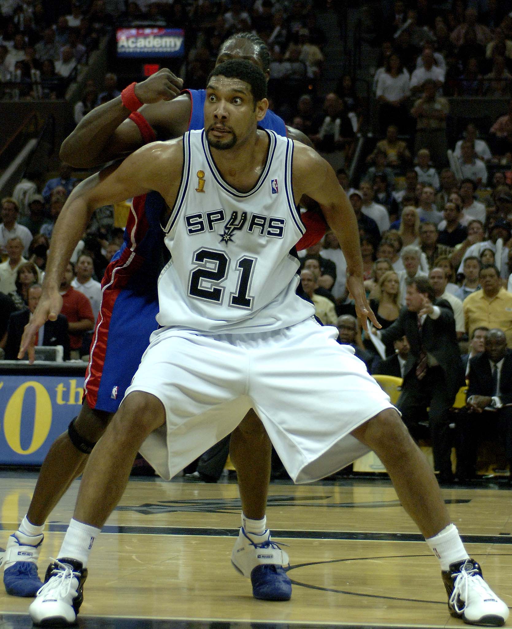 加拉塔萨雷官方谈球员涉赌：俱乐部支持正义、诚信和公平竞争（加拉塔萨雷官方回应球员涉赌：俱乐部坚守公正、诚信与公平竞赛）