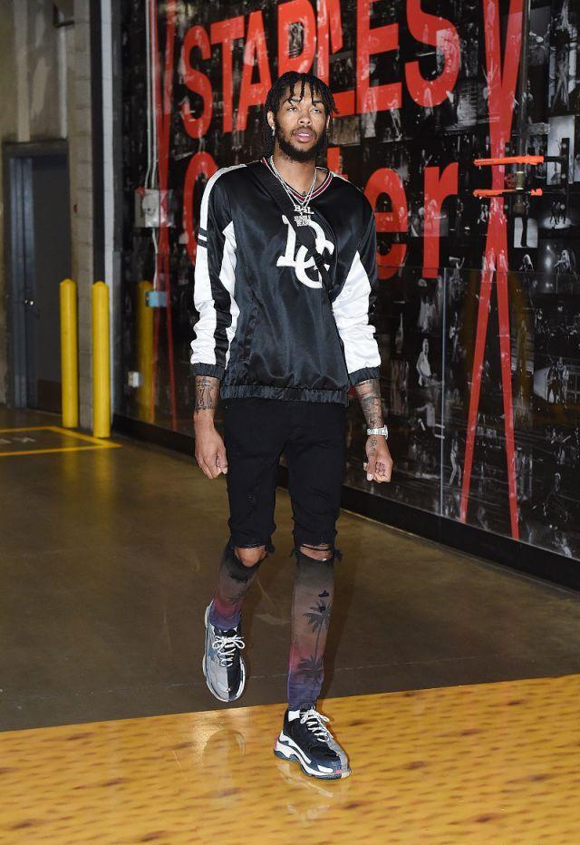 篮球勇士旧将发声力挺前队友（前勇士球员发声为昔日队友撑腰）