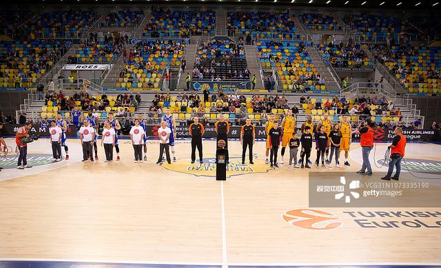 意媒：富勒姆和凯尔特人有意租借小基耶萨（意媒：富勒姆与凯尔特人考虑以租借方式引进小基耶萨）