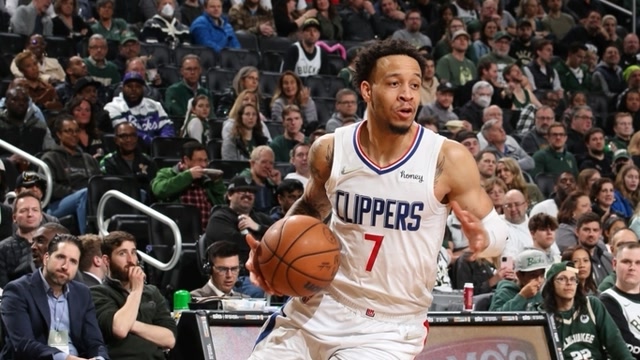 可圈可点！马绍尔半场6中4拿到9分3板2助 正负值+8（高效半场！马绍尔6投4中砍下9分3板2助 正负值+8）