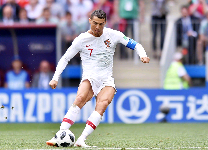 山东男篮vs深圳大名单：山东三外援齐出，深圳贺希宁领衔（山东男篮对阵深圳名单出炉：三外援齐上阵，深圳由贺希宁领衔）