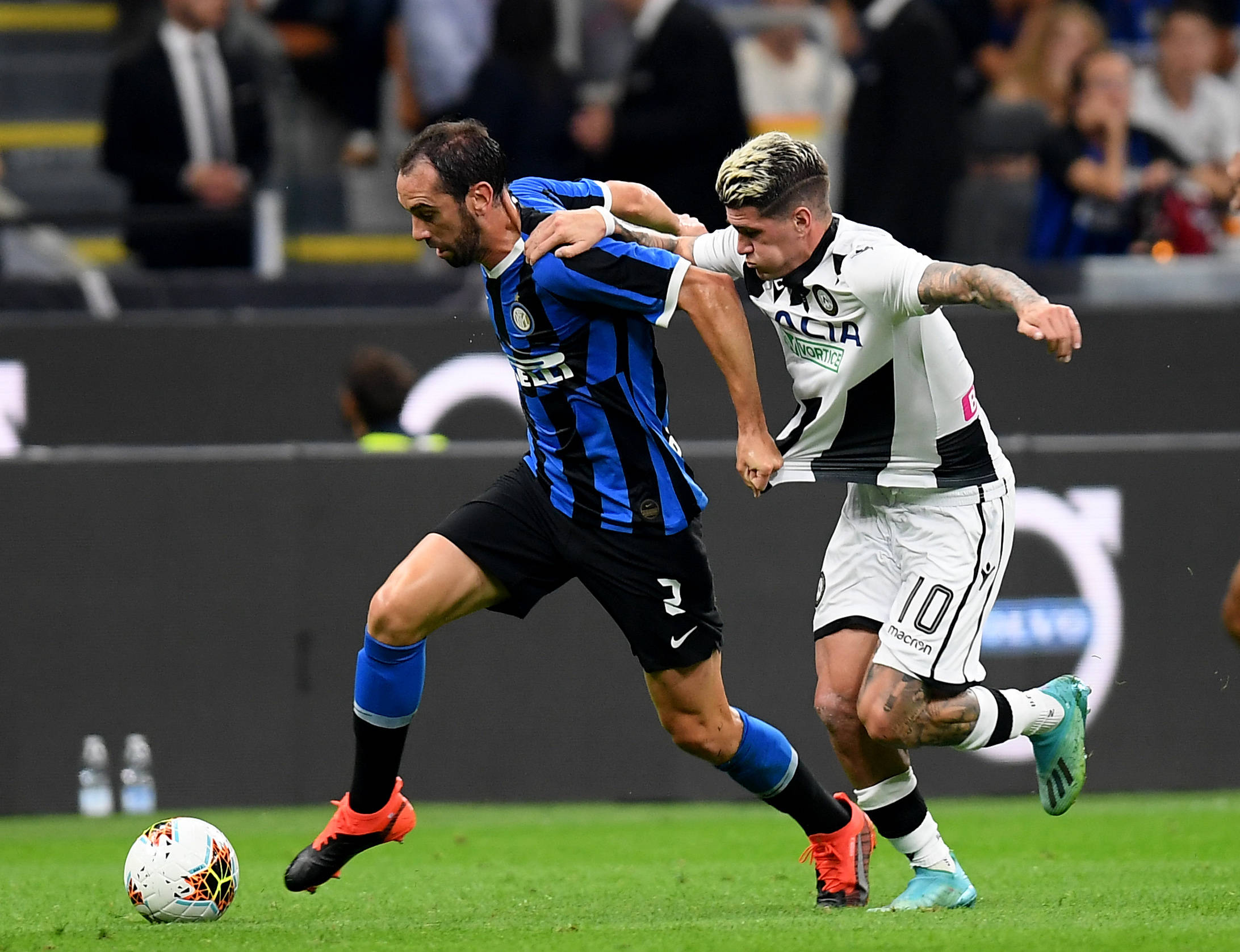 土媒：加拉塔萨雷可能冬窗再追卢克曼，亚特兰大要价2000万欧（土媒称加拉塔萨雷或在冬窗重启卢克曼交易，亚特兰大标价2000万欧元）