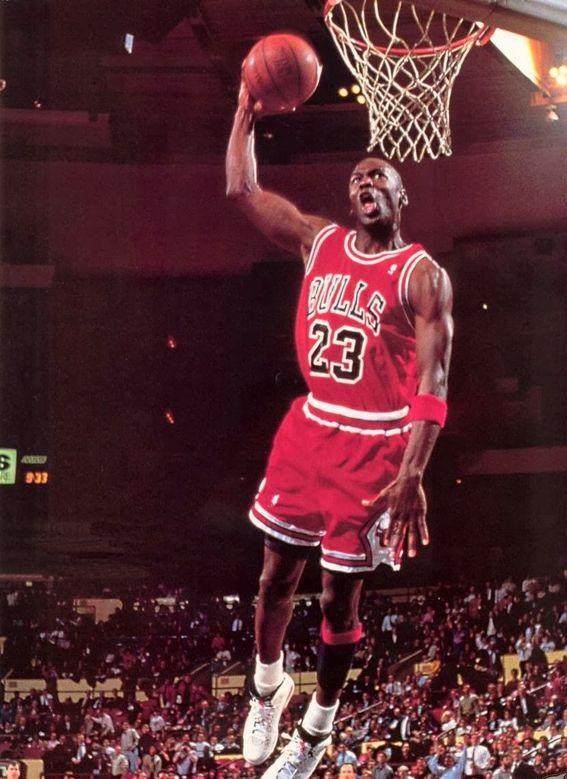 每体：弗里克和拉什福德5月通过电话，后者放弃了15%的薪资（每体：弗里克5月致电拉什福德，后者同意降薪15%）