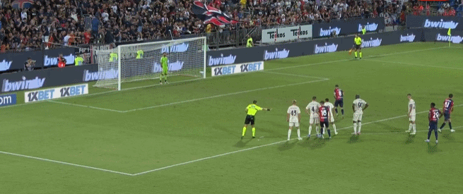 丹布：刚来国米劳塔罗踢球很自私，但现在他是完全的团队球员（丹布：劳塔罗初到国米踢得偏独，如今已成长为彻底的团队型球员）