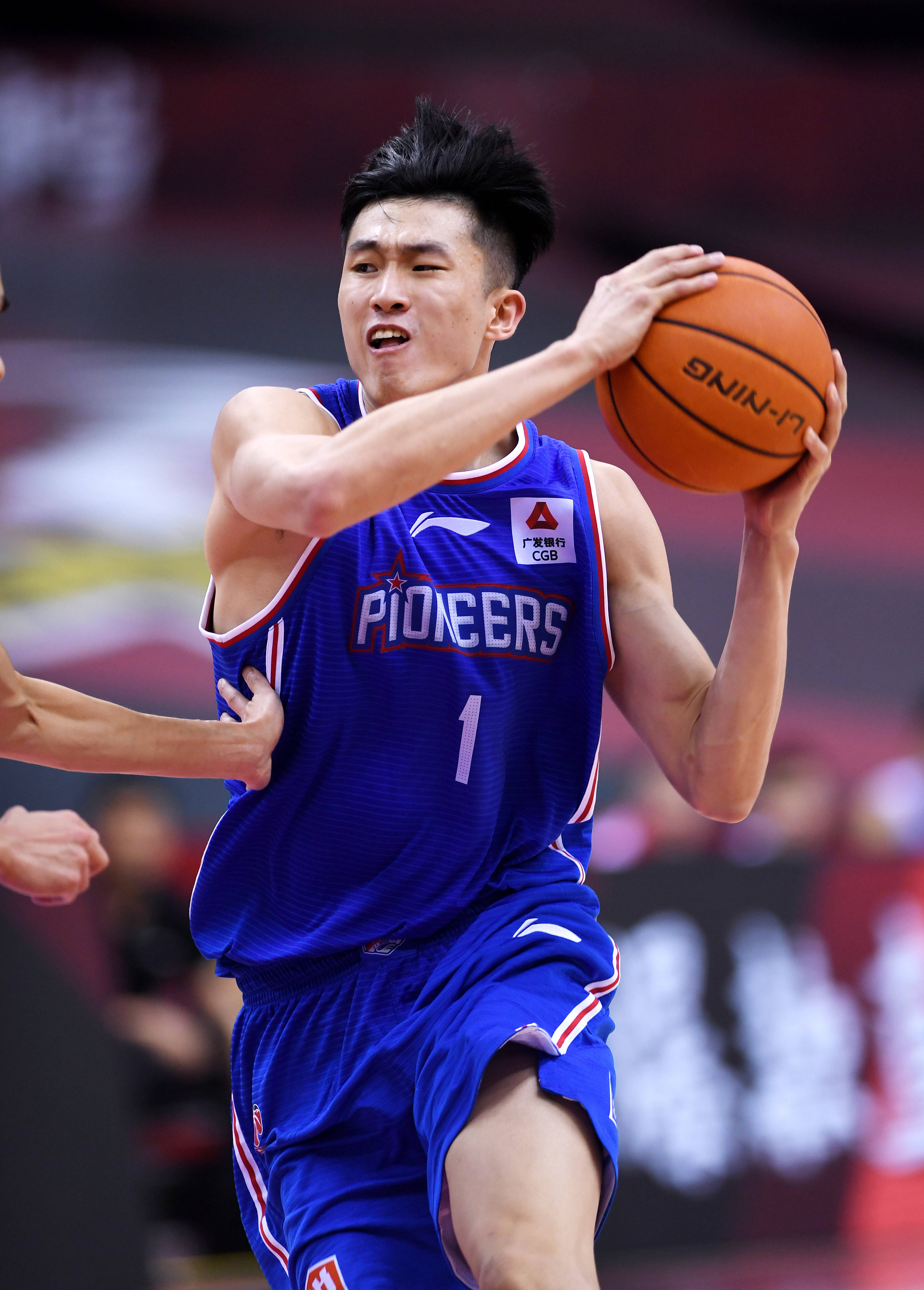 老头儿连续10场联赛踢满90分钟（老头儿已连续10场联赛打满全场）