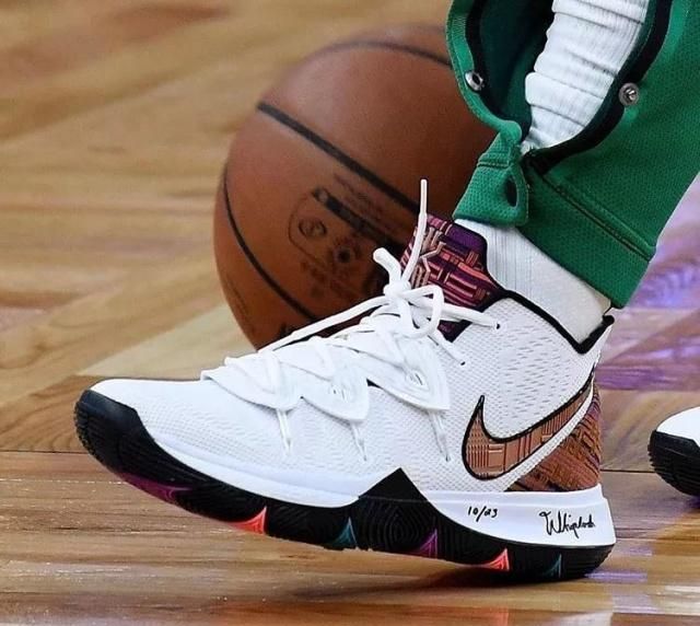 亚洲足球强弱分化加剧（亚洲足坛两极分化加深）