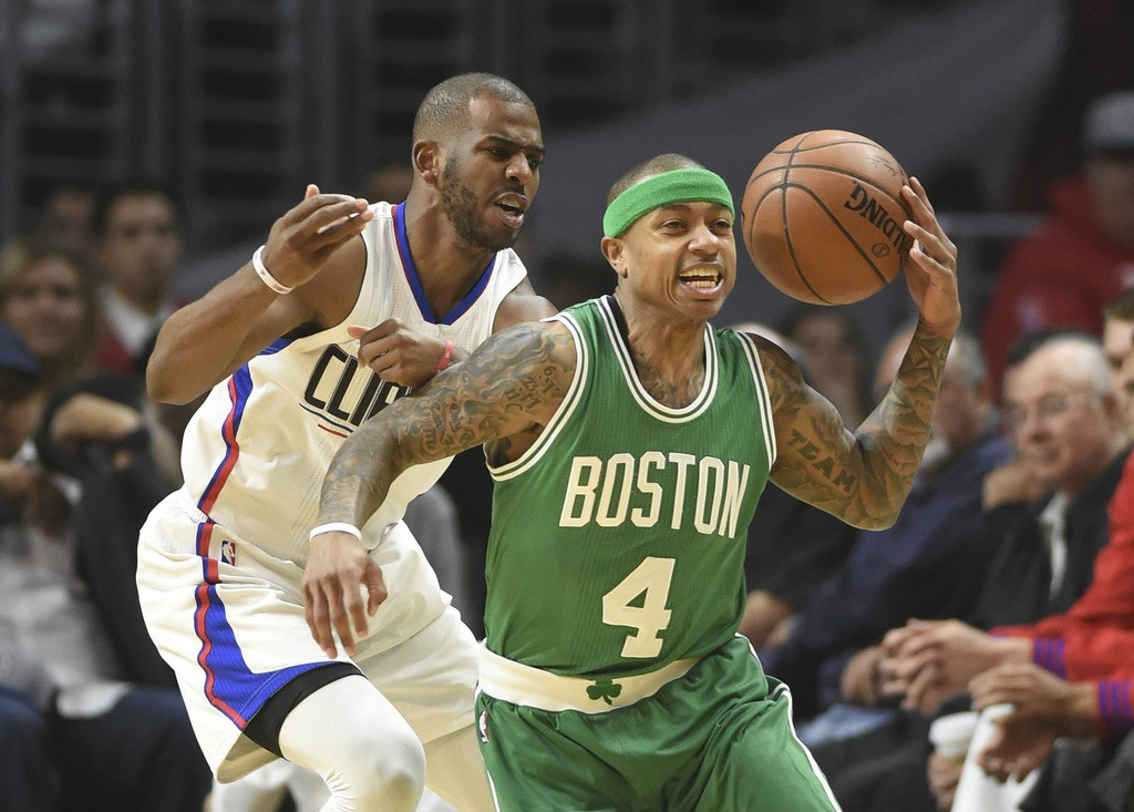 闪耀哥客场2-2战平多特，本赛季欧冠正赛仍一胜难求（客场2-2憾平多特，闪耀哥本季欧冠正赛依旧难求首胜）