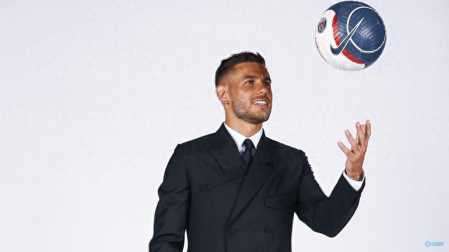 21世纪五大联赛出场时间：C罗75927分钟居首，梅西70022分钟第三（21世纪五大联赛出场时长榜：C罗以75927分钟领跑，梅西70022分钟位列第三）