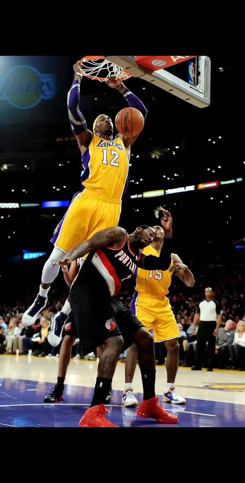 意媒：国米本周派球探现场考察了焦瓦内和穆哈雷莫维奇（意媒称国米本周派球探到场考察焦瓦内与穆哈雷莫维奇）